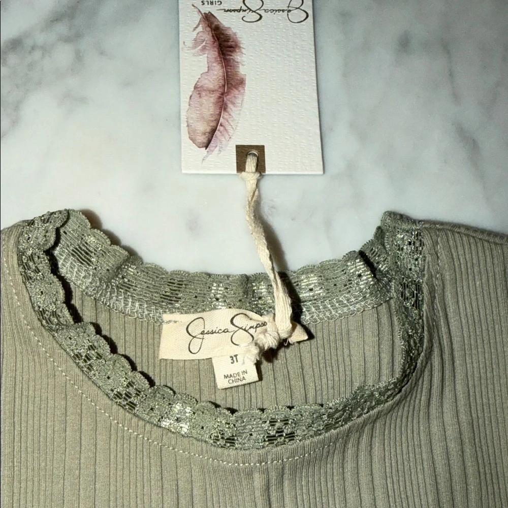 NWT Jessica Simpson Olive and Cream Floral Short Outfit 3Y